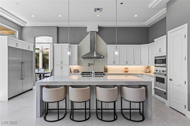 9 Paradise Valley Court, Henderson, NV 89052