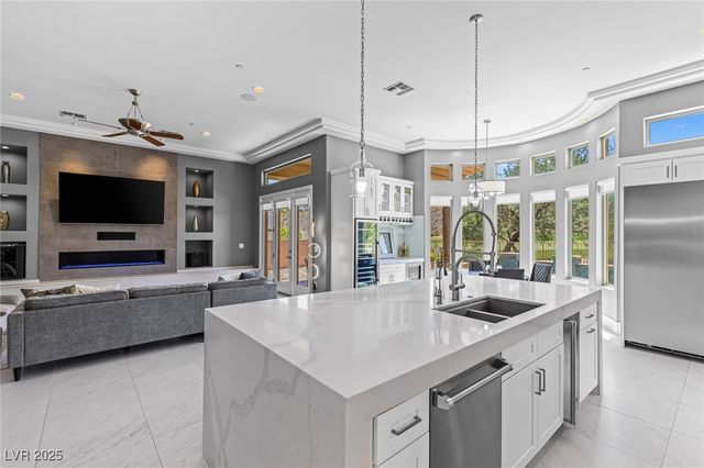 9 Paradise Valley Court, Henderson, NV 89052