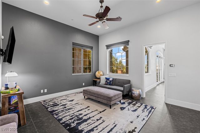 9 Paradise Valley Court, Henderson, NV 89052