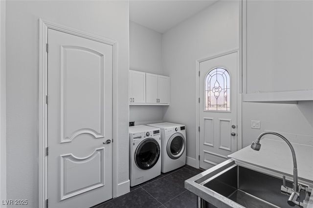 9 Paradise Valley Court, Henderson, NV 89052