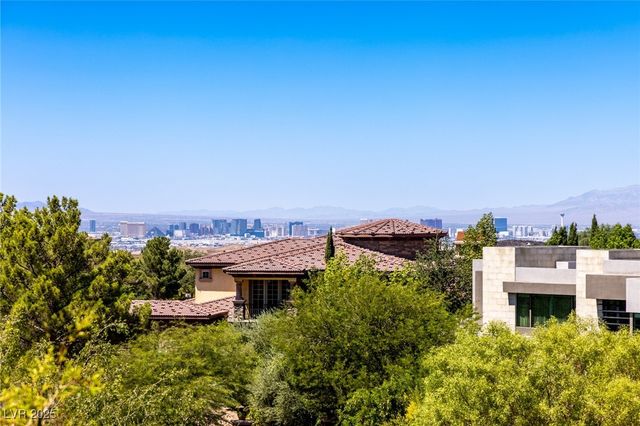 9 Paradise Valley Court, Henderson, NV 89052