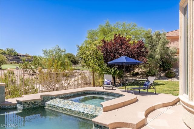 9 Paradise Valley Court, Henderson, NV 89052