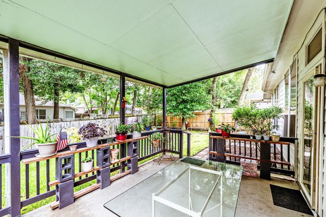 273 Sunset Path S, Conroe, TX 77316