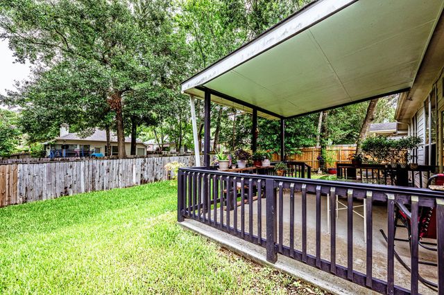 273 Sunset Path S, Conroe, TX 77316