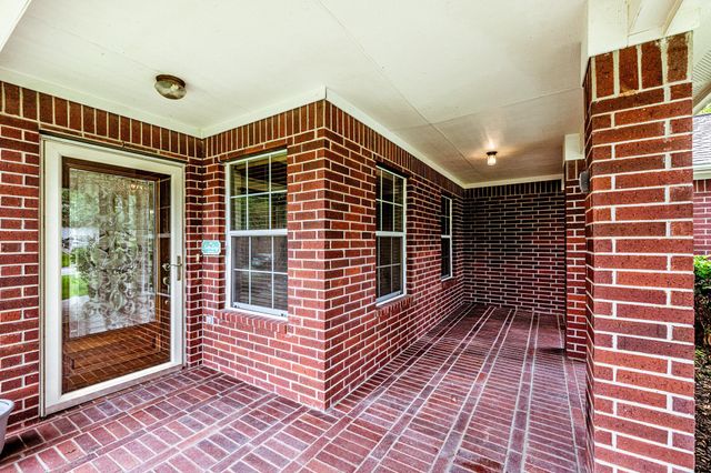 273 Sunset Path S, Conroe, TX 77316