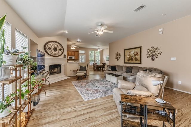 273 Sunset Path S, Conroe, TX 77316