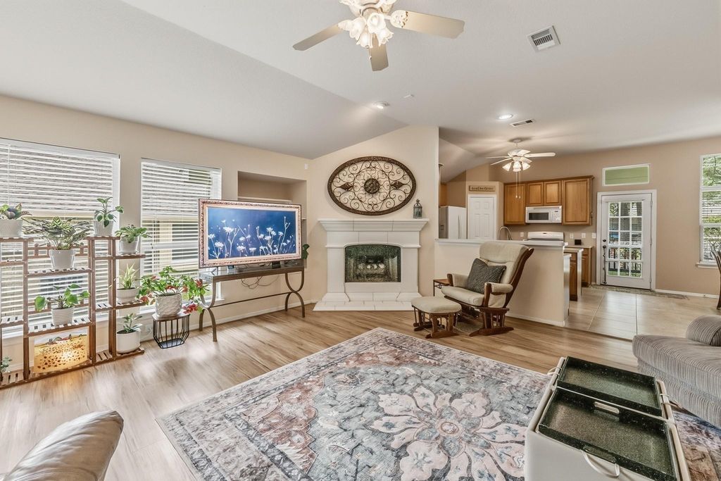 273 Sunset Path S, Conroe, TX 77316