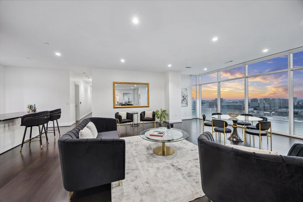 4521 San Felipe Street 2304, Houston, TX 77027