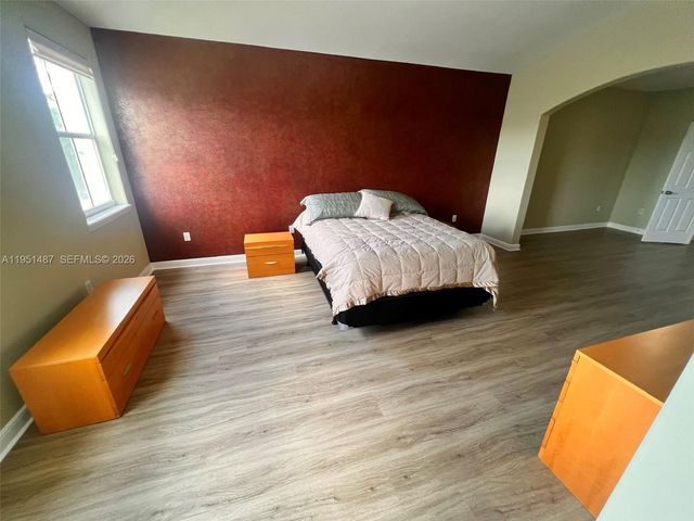 11336 NW 47th Ln, Doral, FL 33178