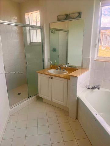 11336 NW 47th Ln, Doral, FL 33178