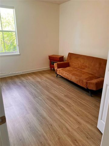 11336 NW 47th Ln, Doral, FL 33178