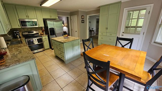 112 Gilbert Lane, Madison, AL 35758