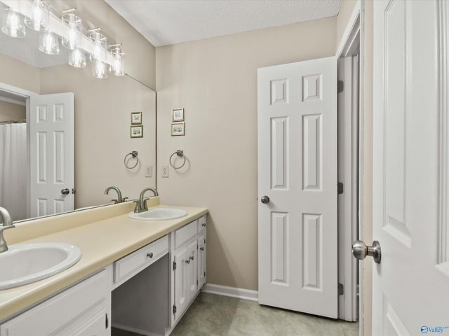 112 Gilbert Lane, Madison, AL 35758