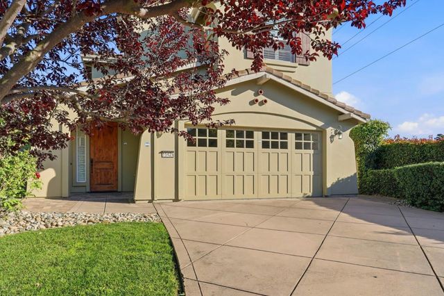 15425 La Rocca Place, Morgan Hill, CA 95037