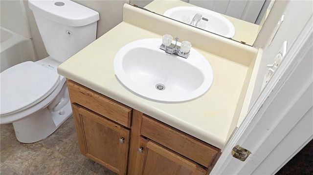 5737 Strathmoor Manor Circle, Lithonia, GA 30058