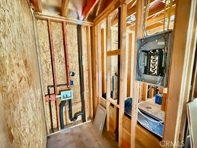 15021 15023 Sylvan, Van Nuys, CA 91411