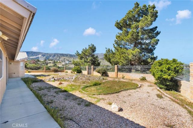 8250 Snow Cap, Pinon Hills, CA 92372