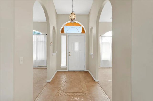 8250 Snow Cap, Pinon Hills, CA 92372