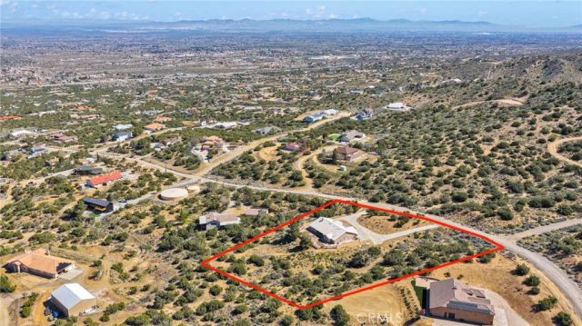 8250 Snow Cap, Pinon Hills, CA 92372