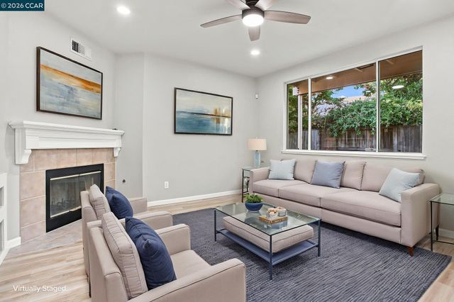 5683 Vintage Cir, Stockton, CA 95219