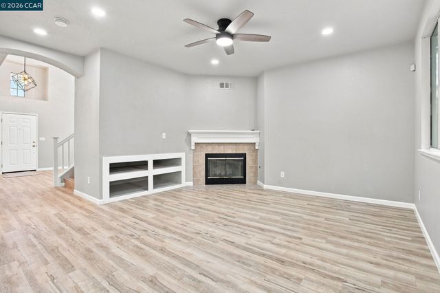 5683 Vintage Cir, Stockton, CA 95219