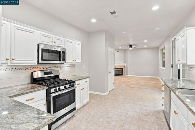 5683 Vintage Cir, Stockton, CA 95219