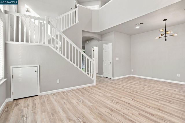 5683 Vintage Cir, Stockton, CA 95219