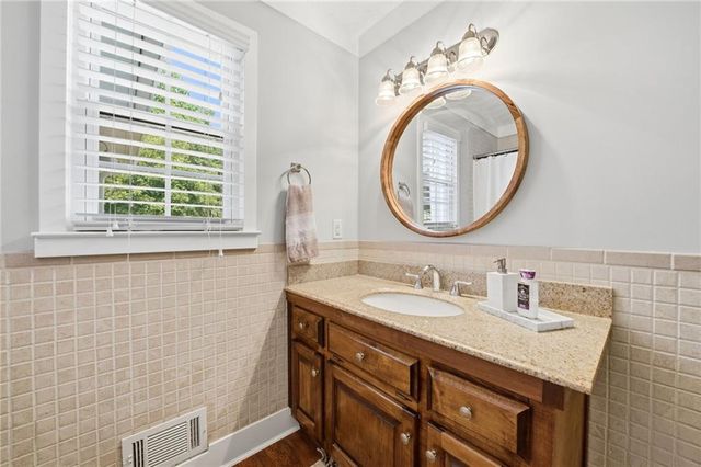 1280 Tom Hulsey Drive, Canton, GA 30115