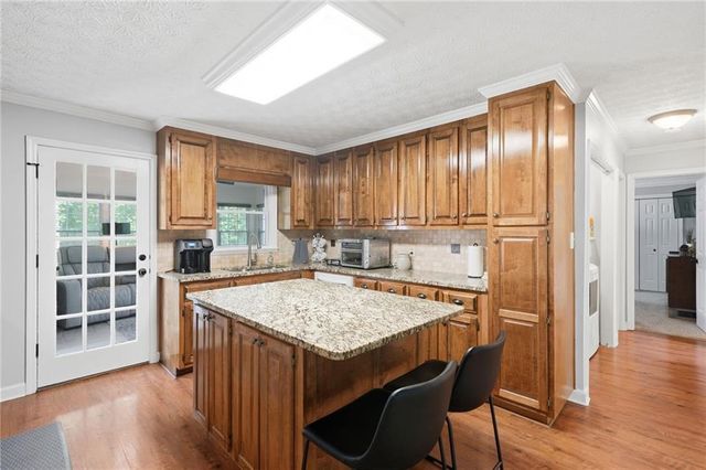 1280 Tom Hulsey Drive, Canton, GA 30115