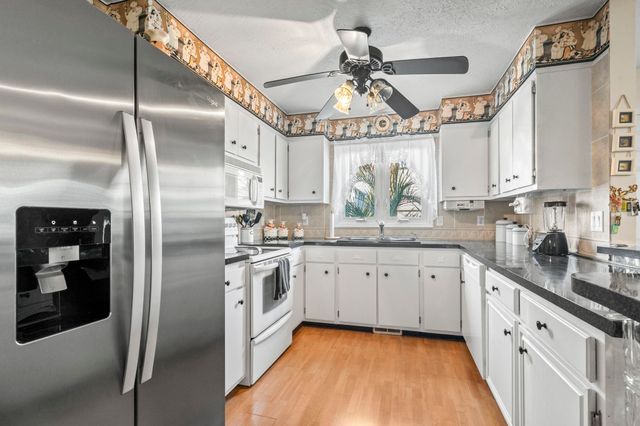 2707 Hillside Dr. S, North Myrtle Beach, SC 29582