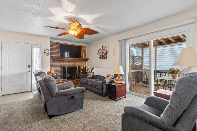 2707 Hillside Dr. S, North Myrtle Beach, SC 29582