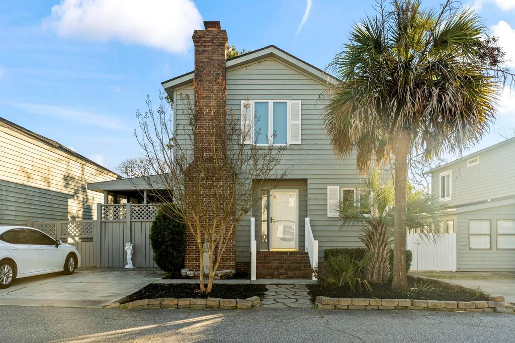 2707 Hillside Dr. S, North Myrtle Beach, SC 29582