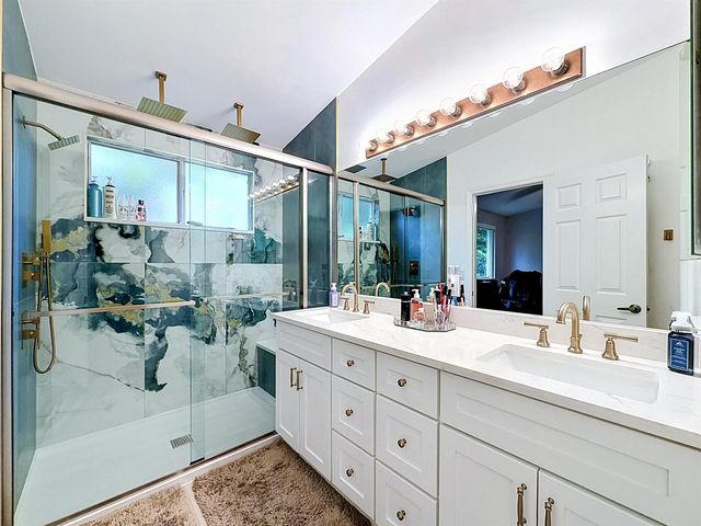 8279 Via Leonessa Drive, Boca Raton, FL 33433