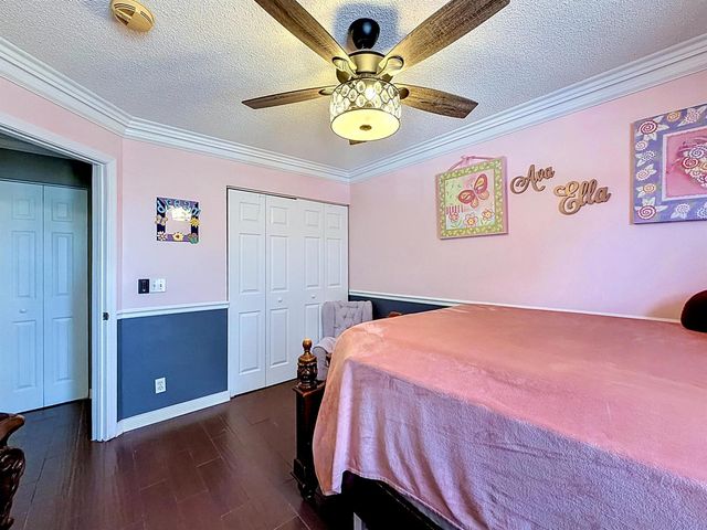 8279 Via Leonessa Drive, Boca Raton, FL 33433