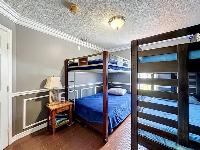 8279 Via Leonessa Drive, Boca Raton, FL 33433