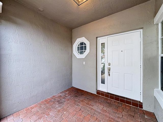8279 Via Leonessa Drive, Boca Raton, FL 33433