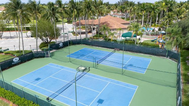 8279 Via Leonessa Drive, Boca Raton, FL 33433