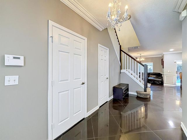 8279 Via Leonessa Drive, Boca Raton, FL 33433
