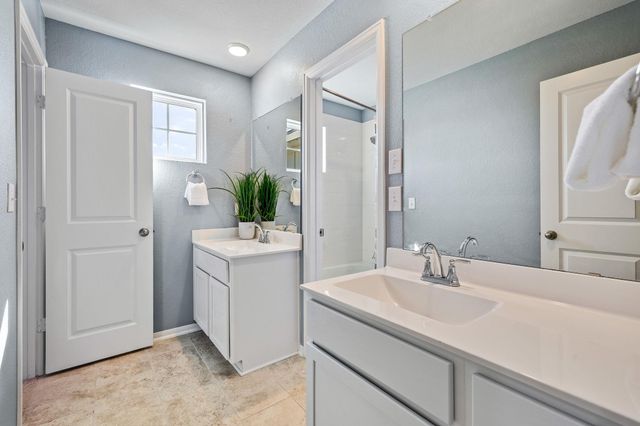 408 Ravello LOOP, Liberty Hill, TX 78642