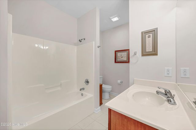3810 River Front Place Unit 101, Wilmington, NC 28412