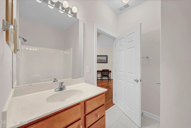 3810 River Front Place Unit 101, Wilmington, NC 28412