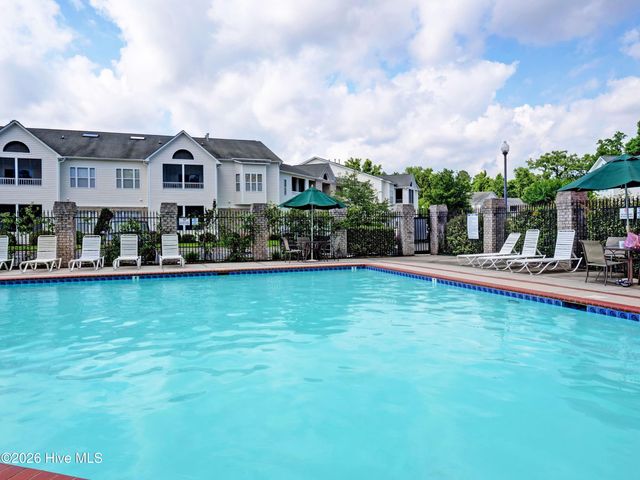 3810 River Front Place Unit 101, Wilmington, NC 28412