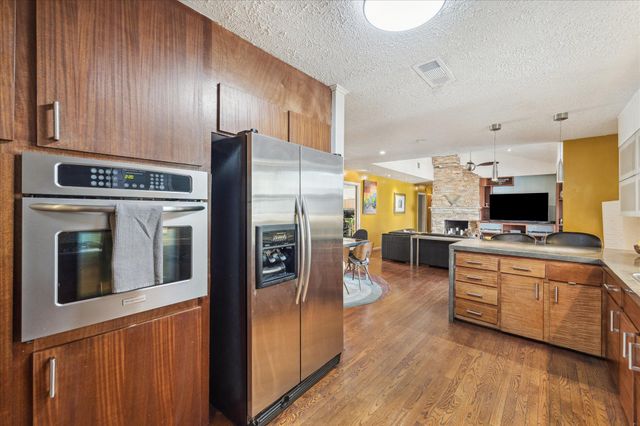 10102 Knoboak Drive, Houston, TX 77080