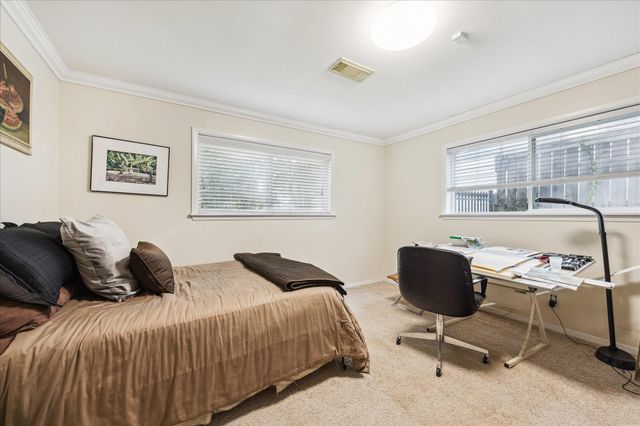 10102 Knoboak Drive, Houston, TX 77080