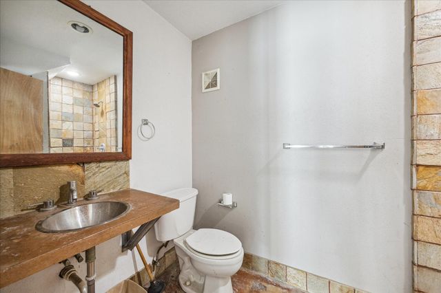 10102 Knoboak Drive, Houston, TX 77080