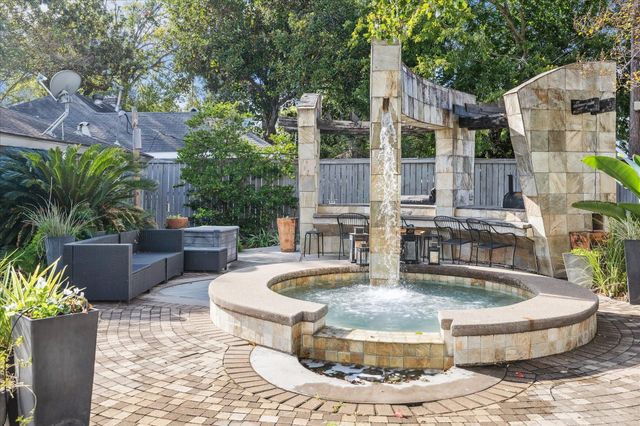 10102 Knoboak Drive, Houston, TX 77080