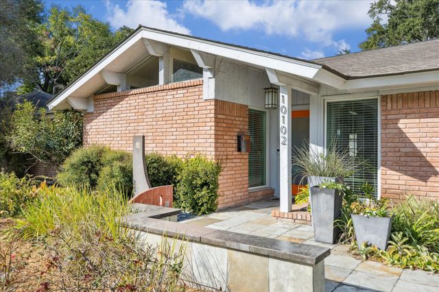 10102 Knoboak Drive, Houston, TX 77080