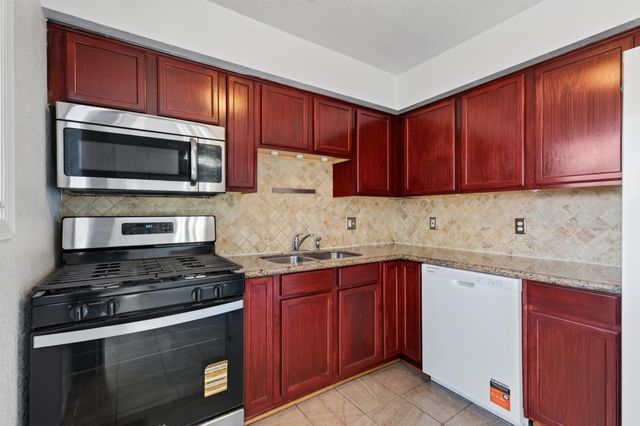 460 Blair Avenue, Saint Paul, MN 55103