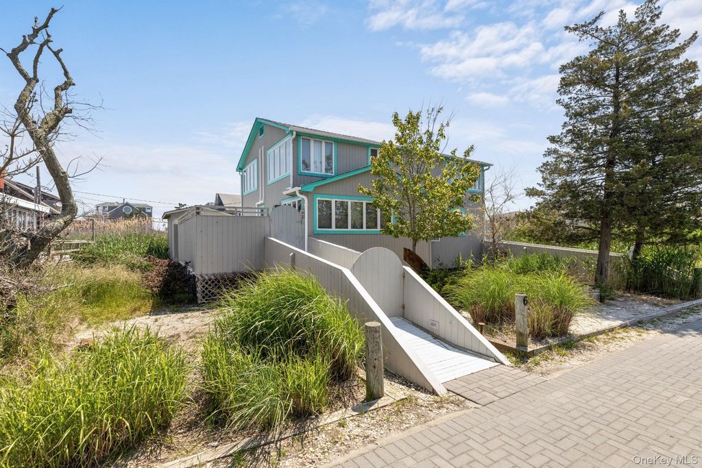 6 Atlantic Avenue, Seaview, NY 11770