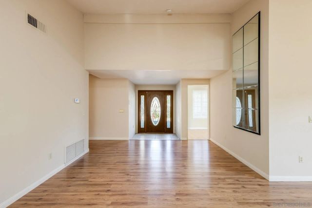 2020 Gary Lane, Escondido, CA 92026